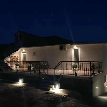 Apartmán Vinko Palaversic *