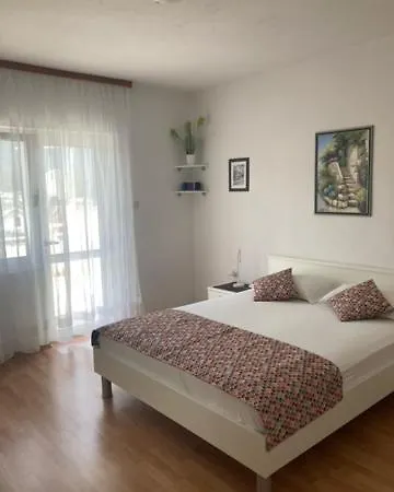 Vinko Palaversic Apartment